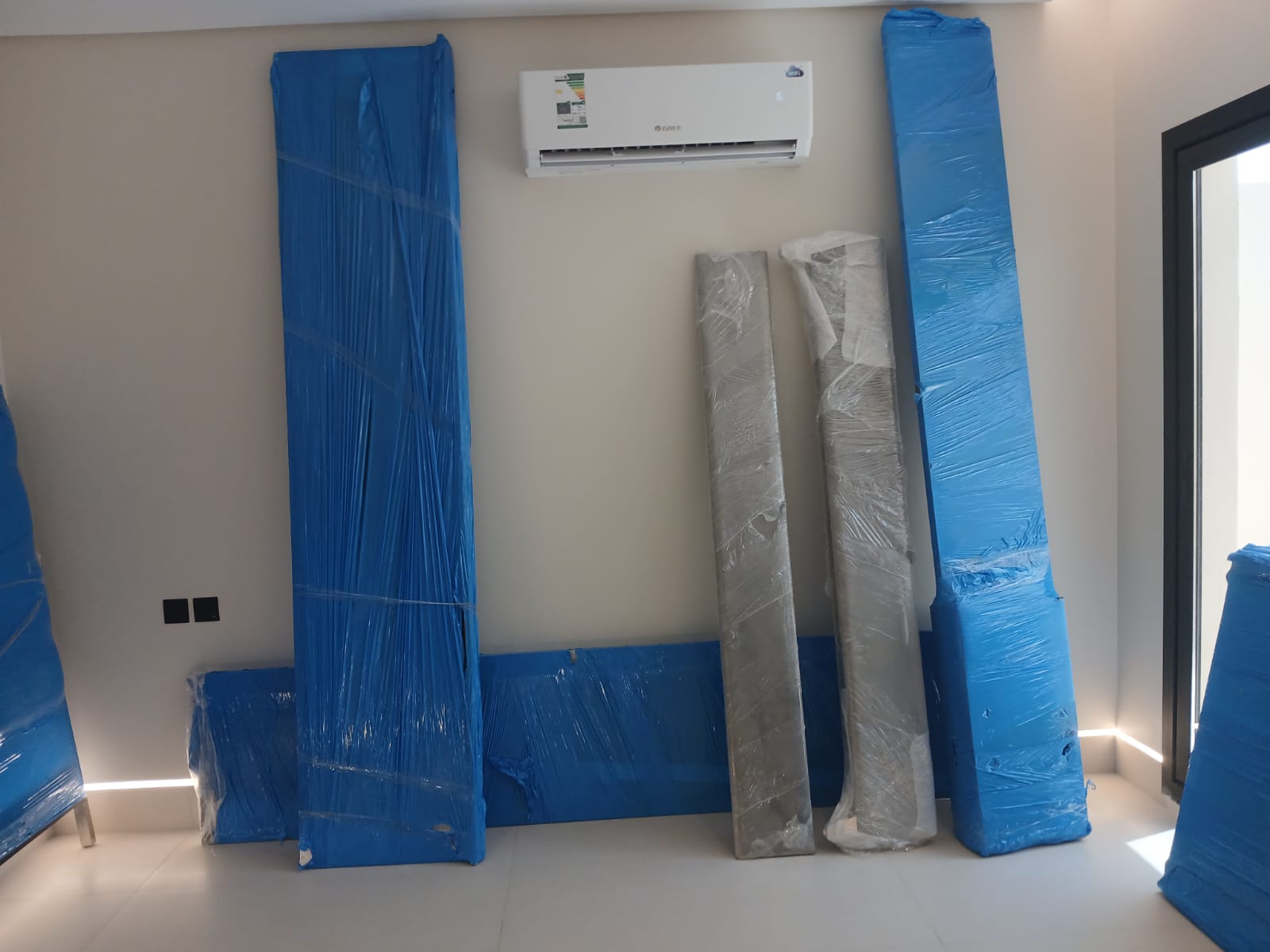 تغليف أثاث قبل النقل من الطائف